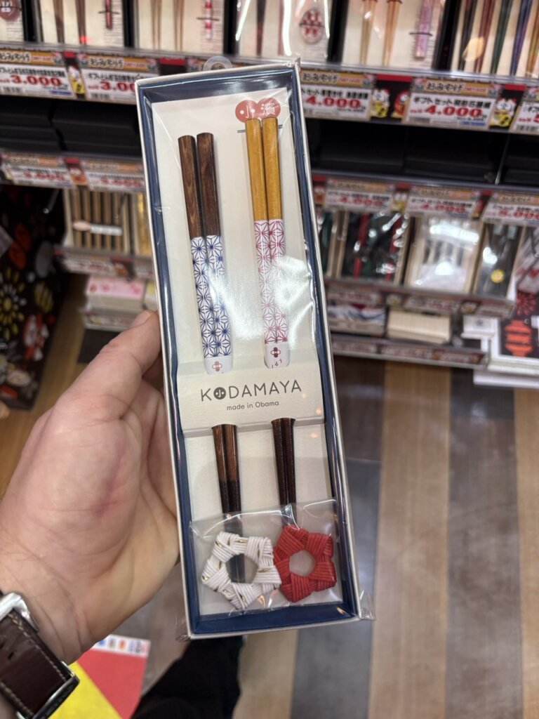Hůlky si můžete vybrat v různých vzorech a materiálech