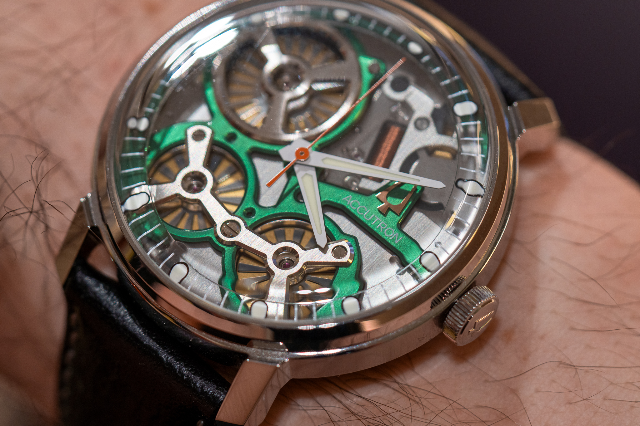 Recenze Bulova Accutron 2020